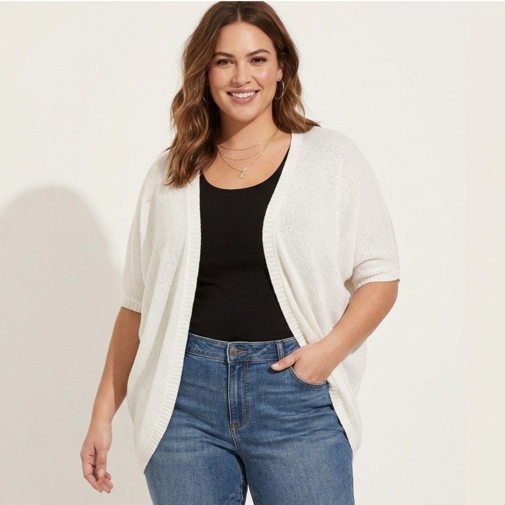Torrid Cocoon Cardigan Womens 2X 18-20 White Open Front Short Sleeve NWT NEW